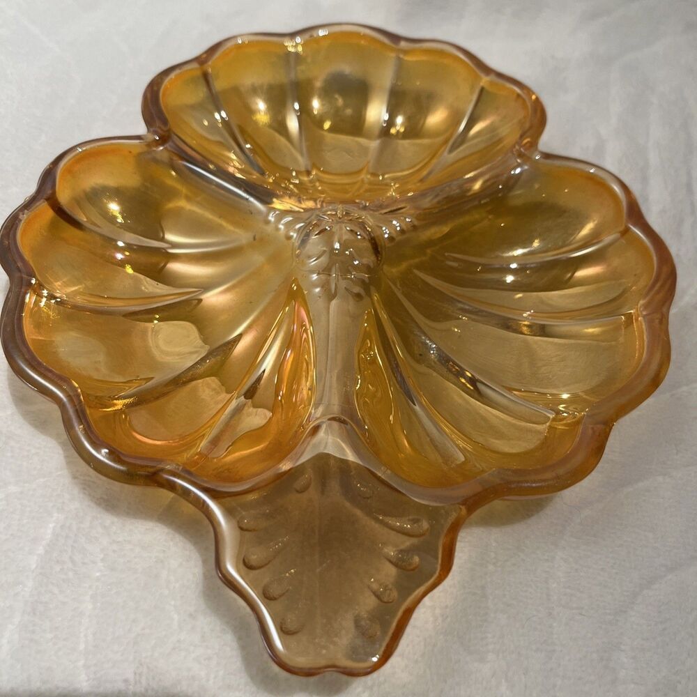 Vintage Jeannette Carnival Glass Marigold Shamrock/Leaf Shape  7"x 6" Candy Dish